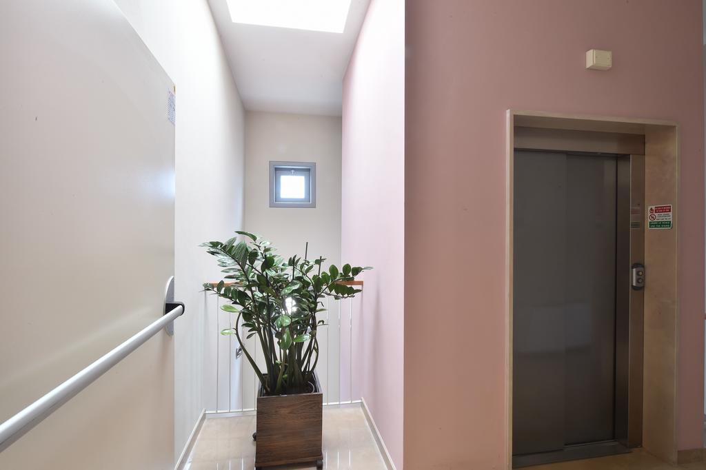 Tati Hotel Lugo  Dış mekan fotoğraf