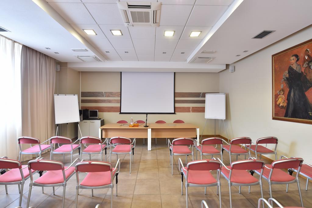 Tati Hotel Lugo  Dış mekan fotoğraf