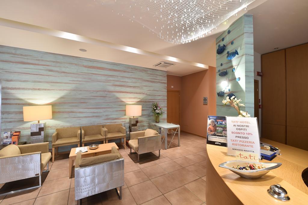 Tati Hotel Lugo  Dış mekan fotoğraf