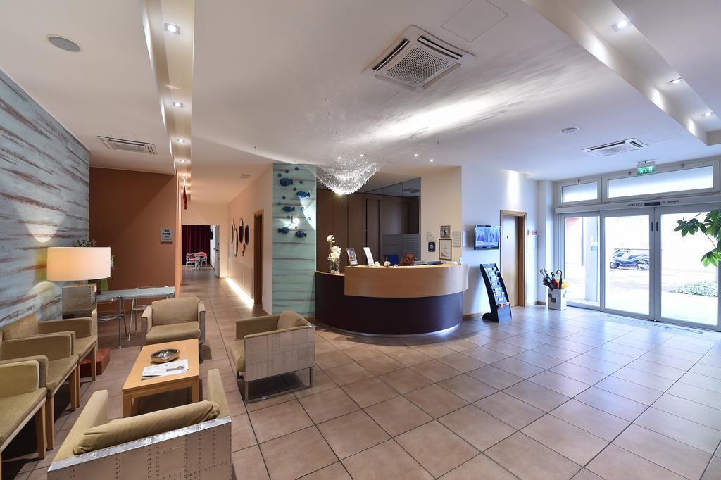 Tati Hotel Lugo  Dış mekan fotoğraf