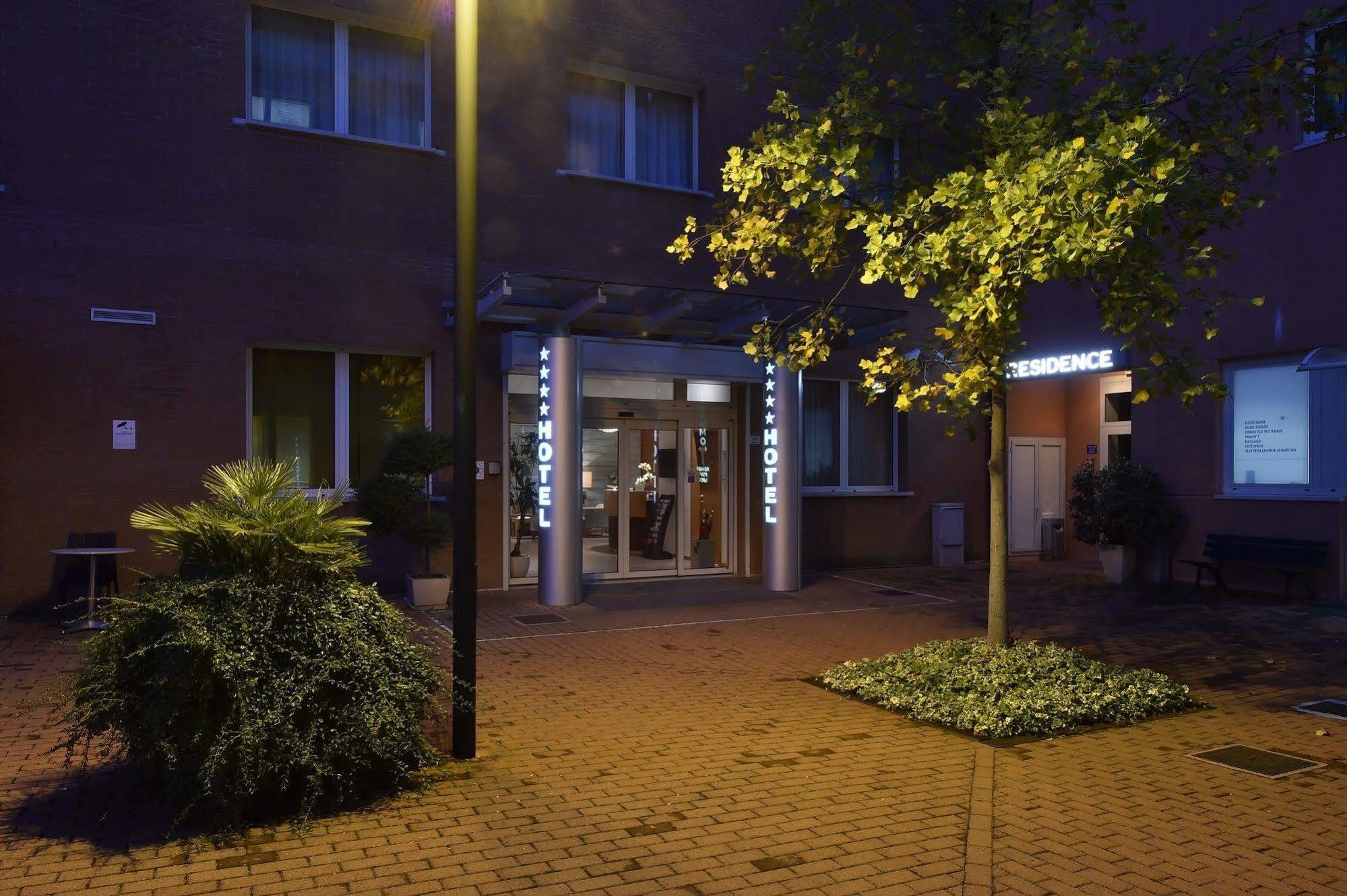 Tati Hotel Lugo  Dış mekan fotoğraf