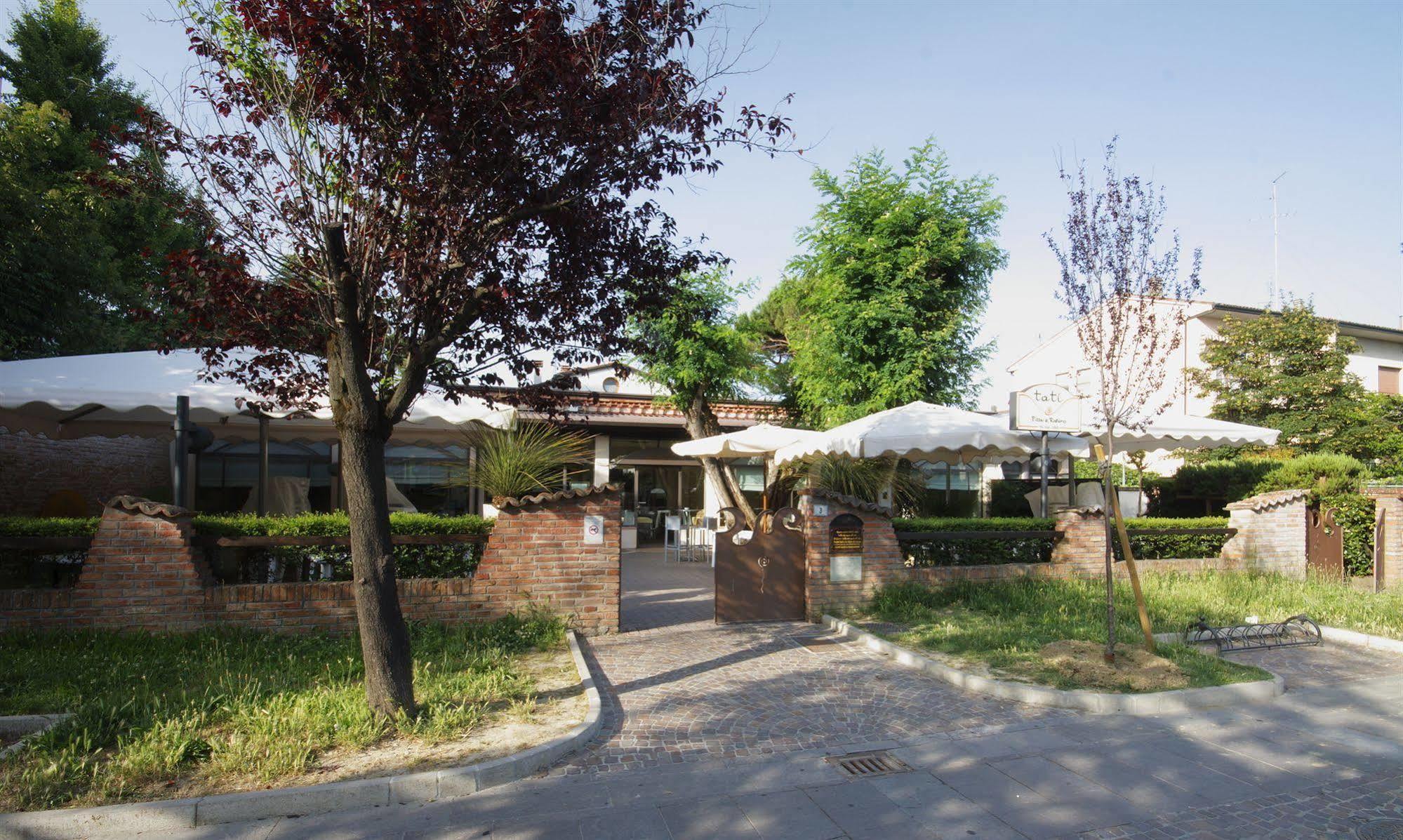 Tati Hotel Lugo  Dış mekan fotoğraf