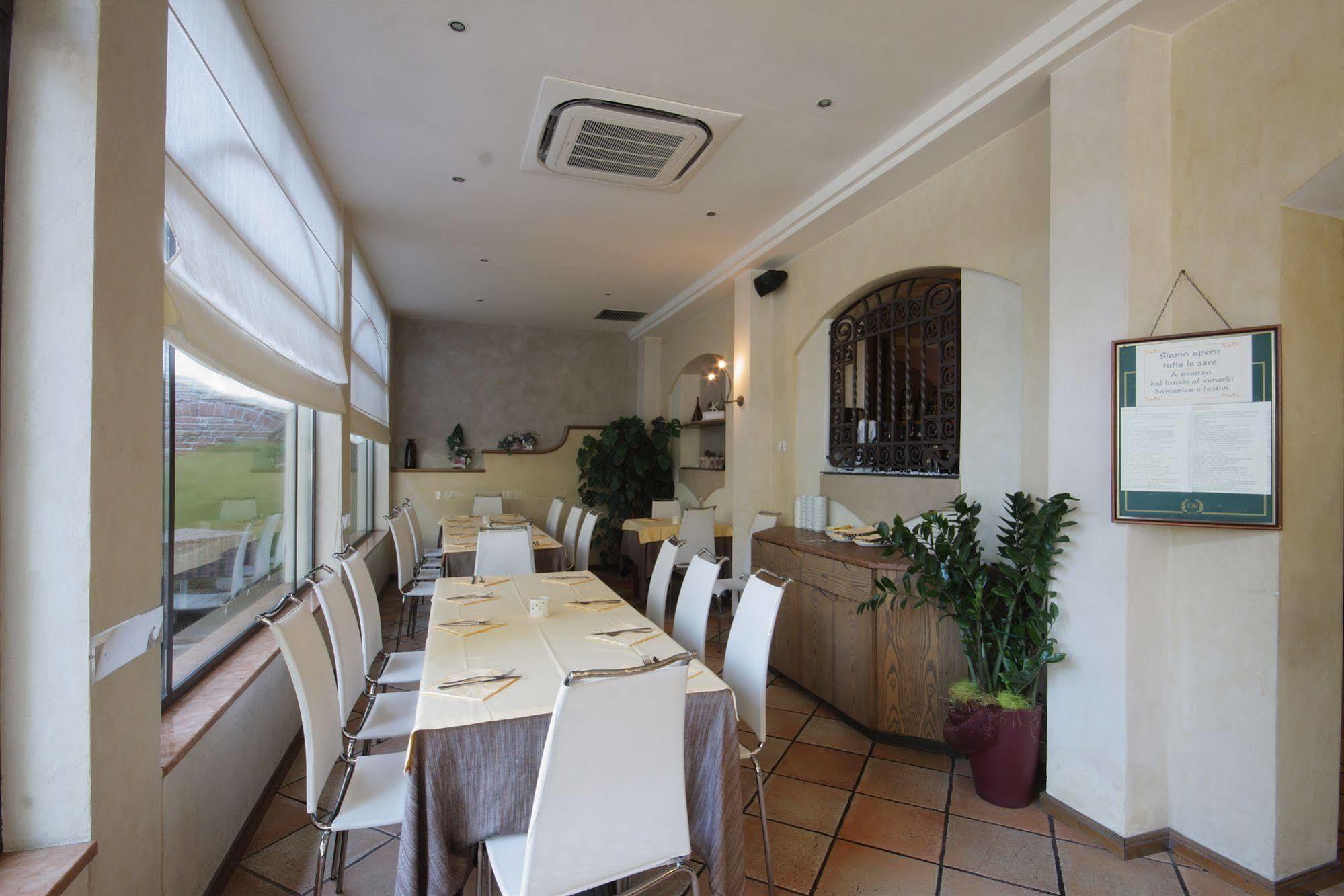 Tati Hotel Lugo  Dış mekan fotoğraf