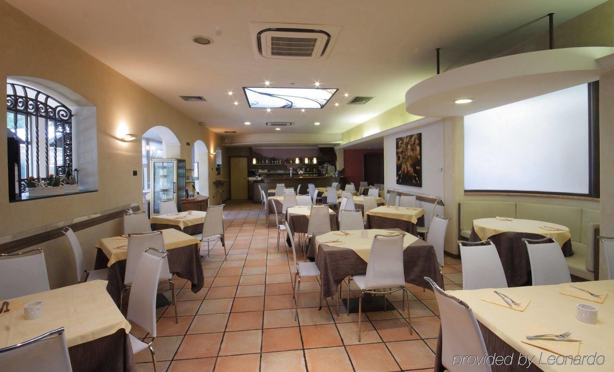 Tati Hotel Lugo  Dış mekan fotoğraf